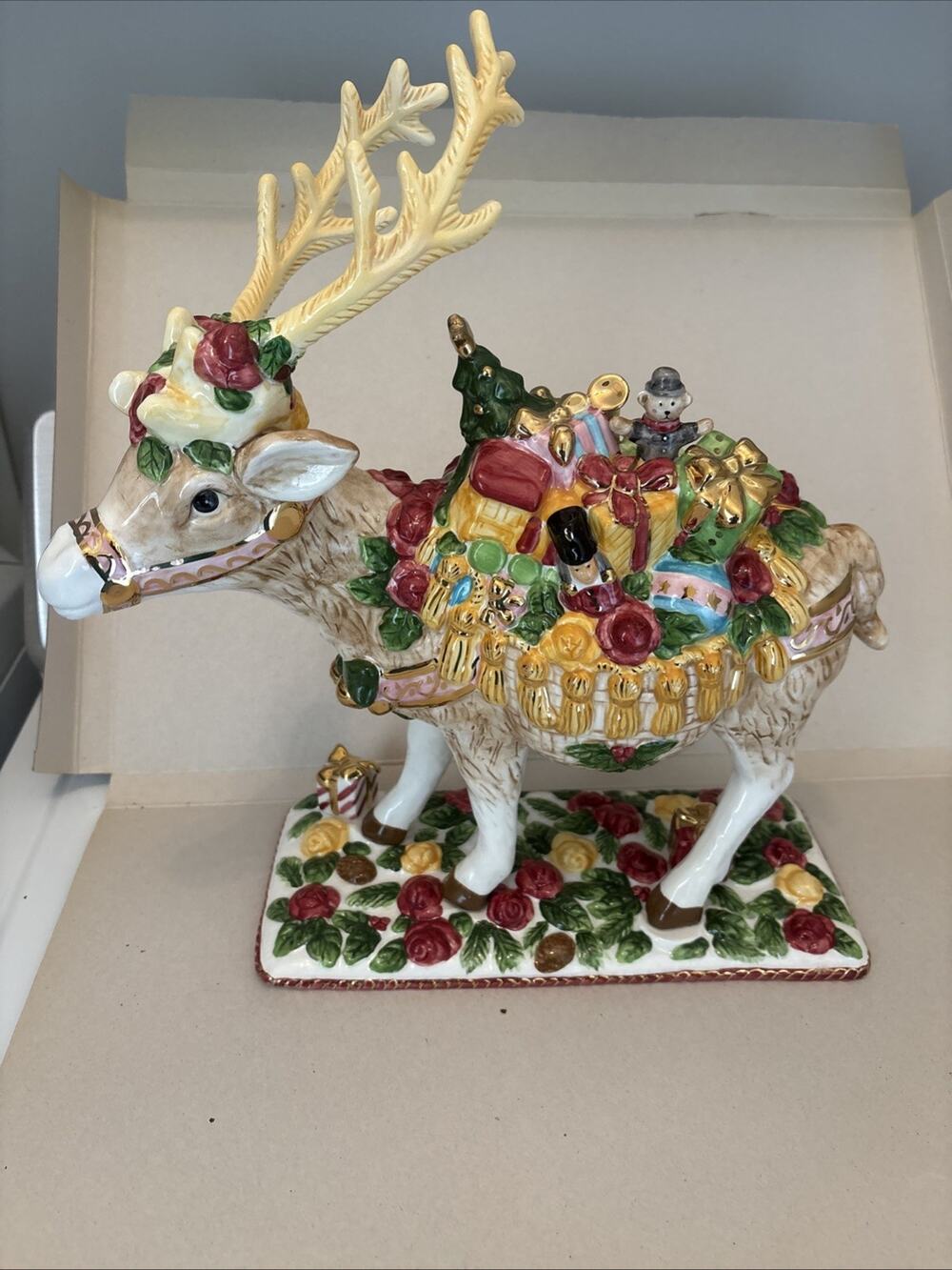 Royal Albert Old Country Roses Reindeer Seasons Of Colour With Original Box